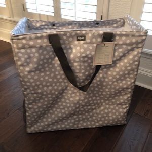 Thirty-One Gifts stand tall bag